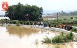 Huy động gần 500 người chống tràn đê tả Bùi ở Chương Mỹ